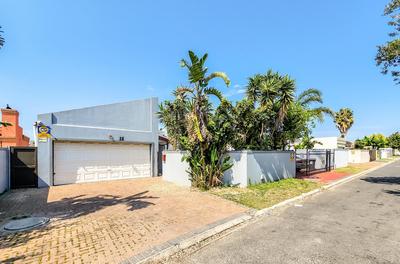 House For Sale in Parklands, Cape Town
