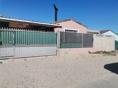 House For Sale in Seawinds, Cape Town